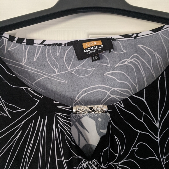 Women top size large - Picture 5 of 6